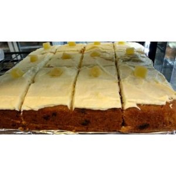 Homemade Carrot Cake (slice)